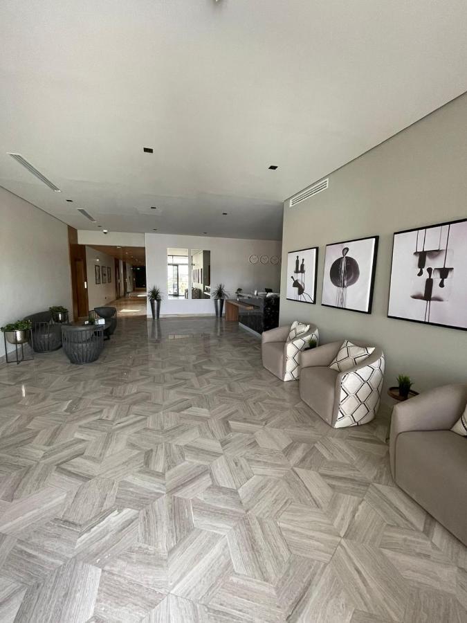 Voyage Residence Ar Riyad Esterno foto