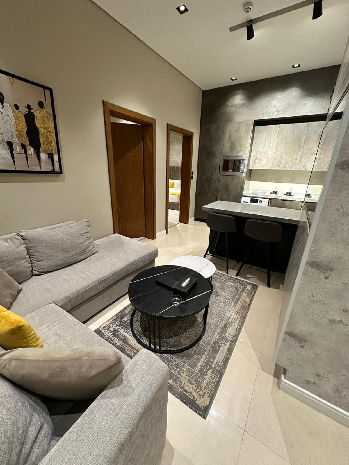 Voyage Residence Ar Riyad Esterno foto