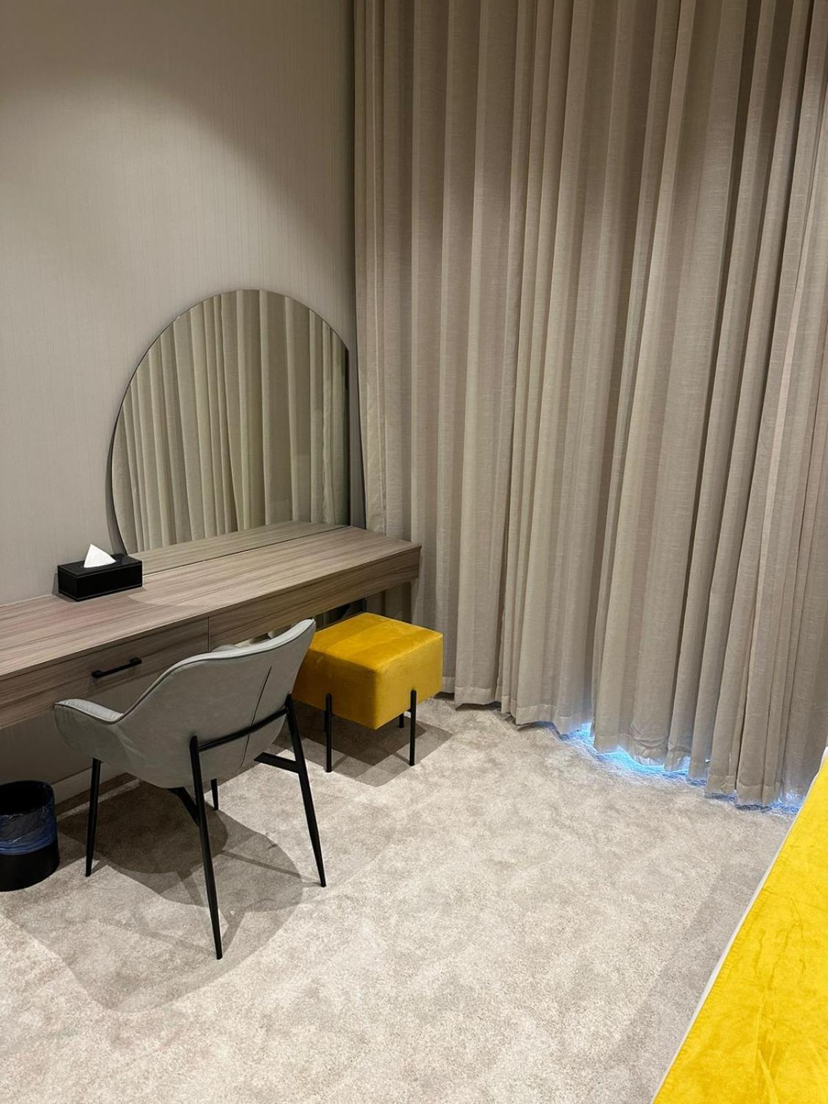 Voyage Residence Ar Riyad Esterno foto
